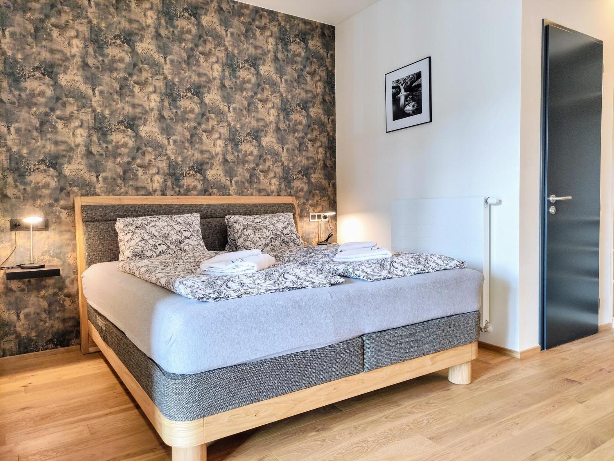 Grand Spa Harrachov - Wellness Luxusni Apartman S Velkou Virivkou, Saunou, Kuchyni A Venkovnim Posezenim V Centru Harrachova Quarto foto